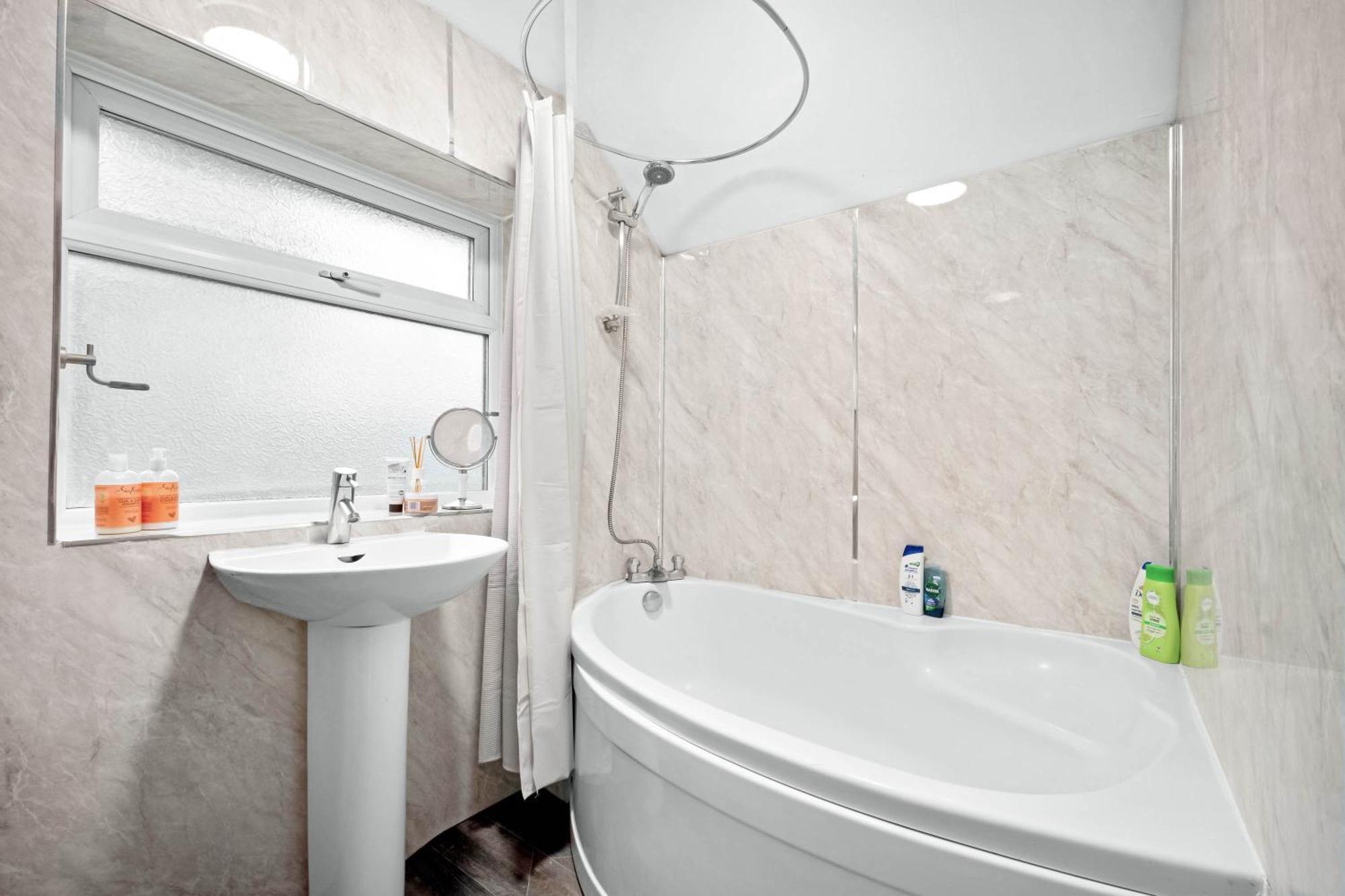 Modern 18 Guest Large Home In Solihull - Near Nec, Jlr, Hs2 And Bhx Μπέρμιγχαμ Εξωτερικό φωτογραφία